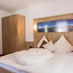 Holzknecht Vendégház