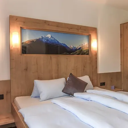 Holzknecht 2* Sölden