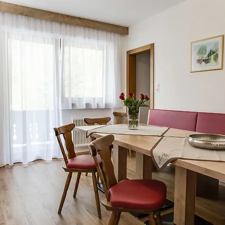 Pensjonat Holzknecht 2*