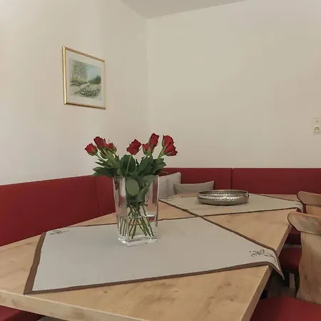 Pensjonat Holzknecht 2*